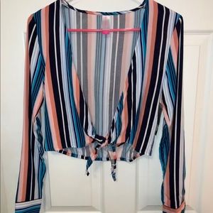 Tie top